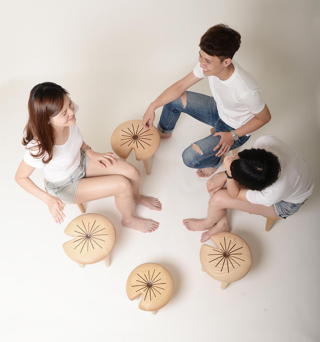 Converting Three-Dimensional Objects into Two-Dimensional Images：Tsuei-Han Chen’s Creative Parquetry's Cover
