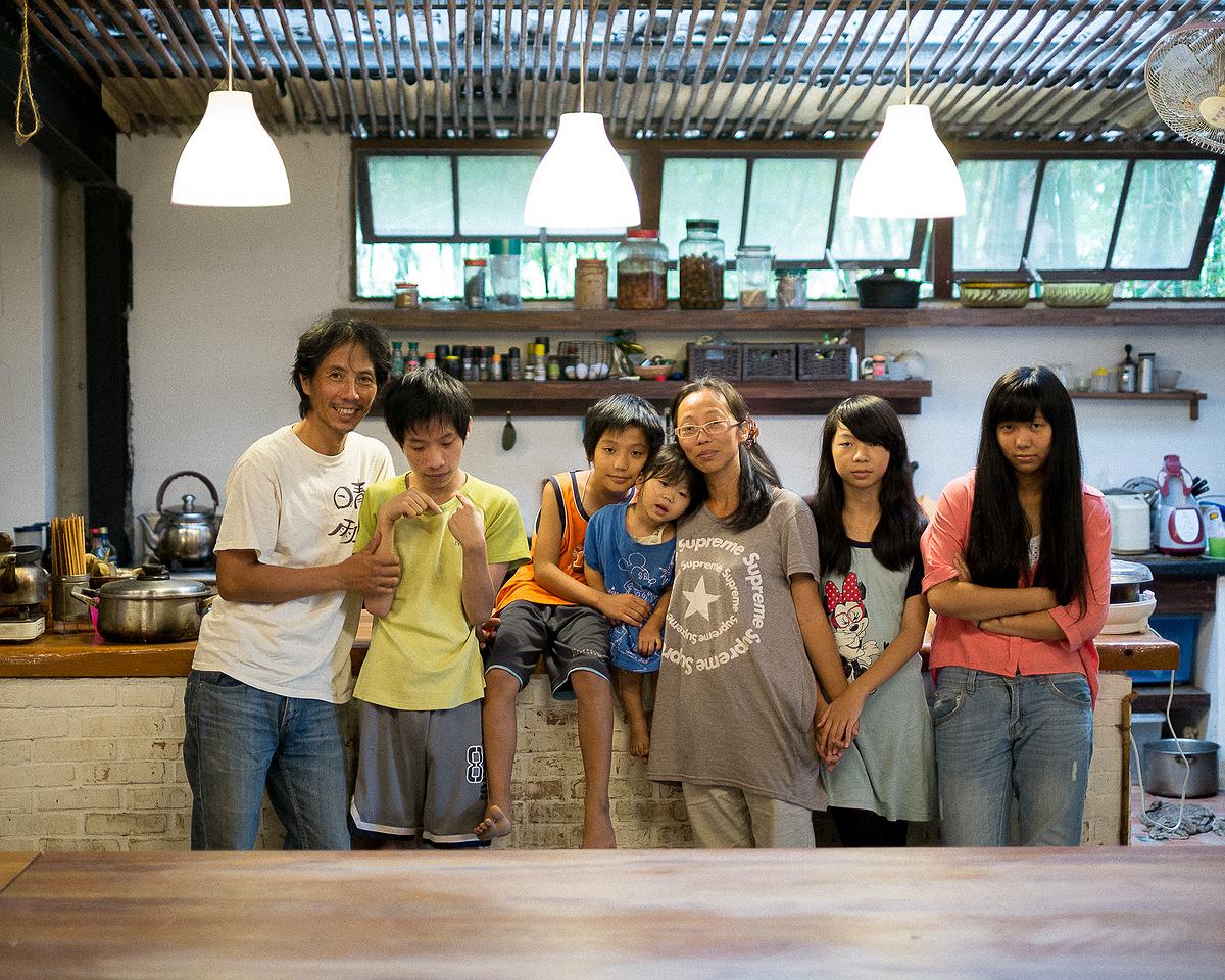 The Farmer in the Future-Group photo-5's Cover