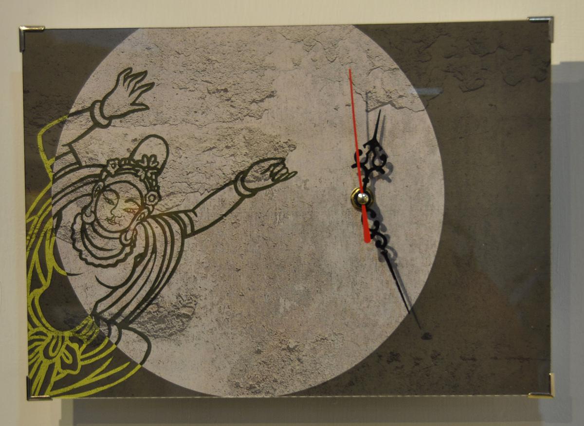 The Studies Of The Flying Apsaras In The Tang Dynasty The Enlightening And Reappearing Of The Art Of Dunfuang's Cover