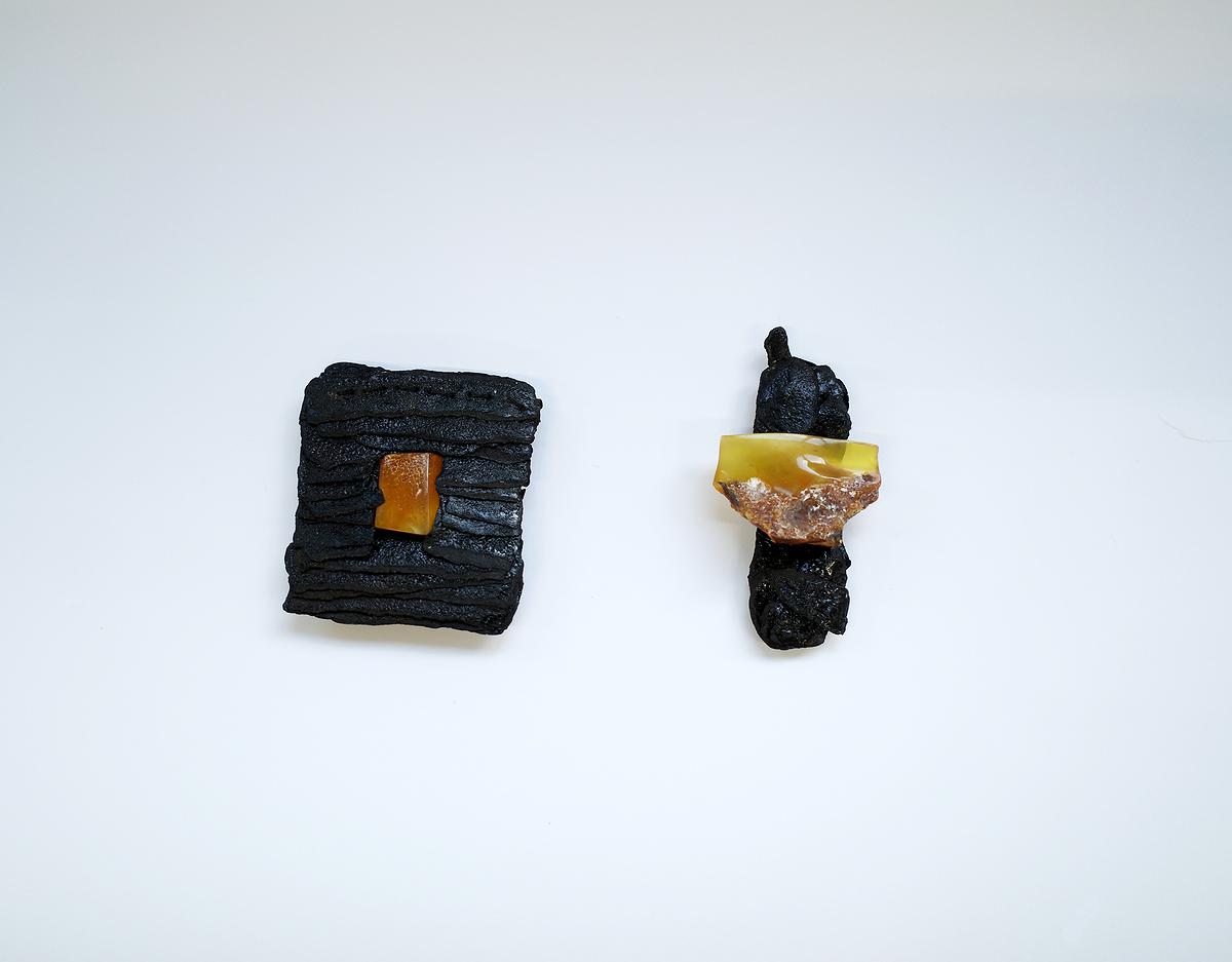 Amber Routes IX, X的封面圖