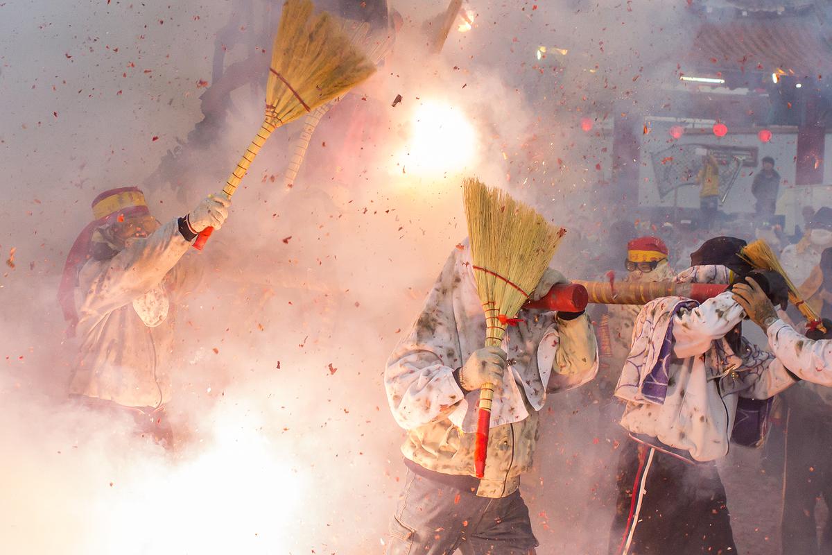 出鑾-6的封面圖