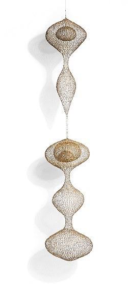 露絲愛子阿薩瓦，編織雕塑作品，畫面都擷取自其個人網站的封面圖