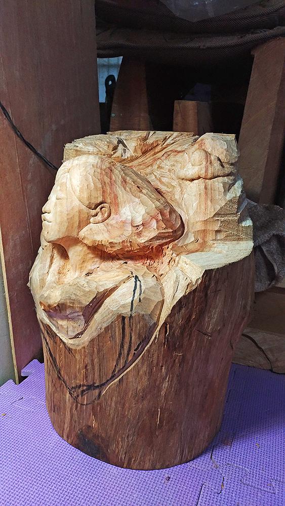 思暮月亮-雕刻過程07的封面圖