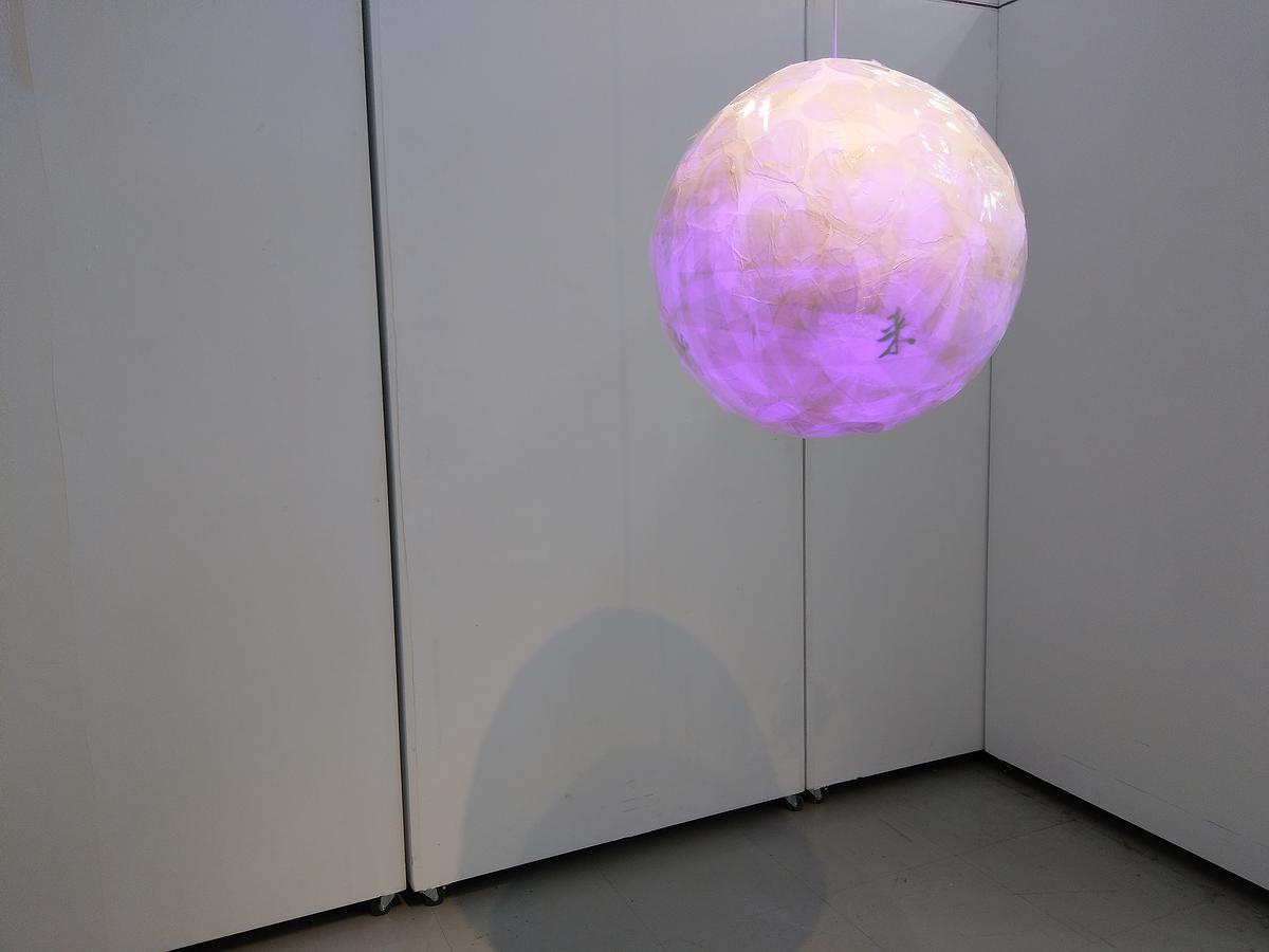 光影. 書寫_吳詠綺創作論述 作品十七〈菩提本無塑〉的封面圖