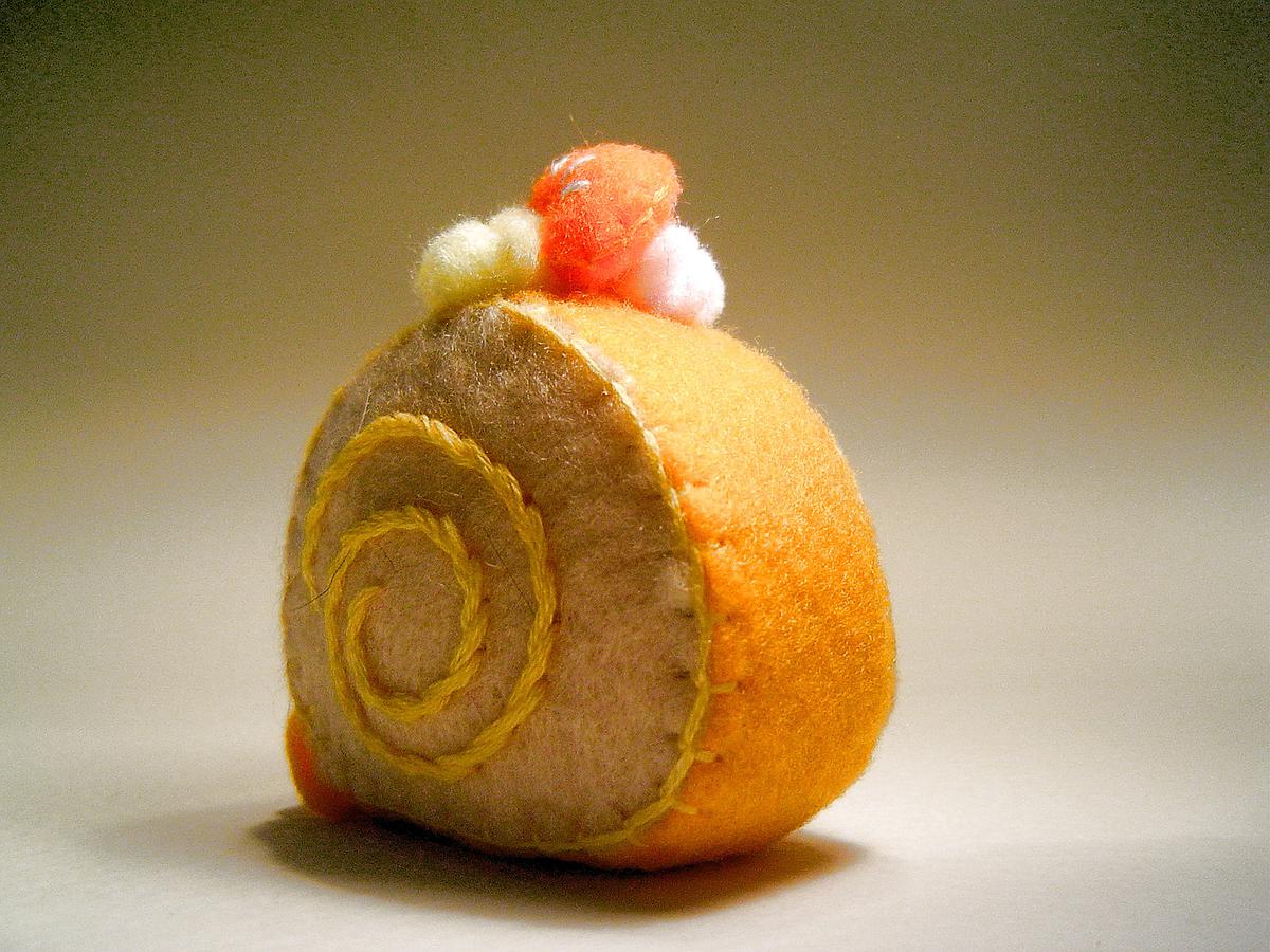 03-2)陳于安 ，〈蛋糕〉的封面圖