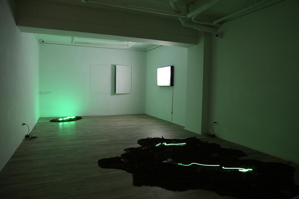 棲居詩學—梁家寧創作論述 《將至而未至—篇章上半》09的封面圖