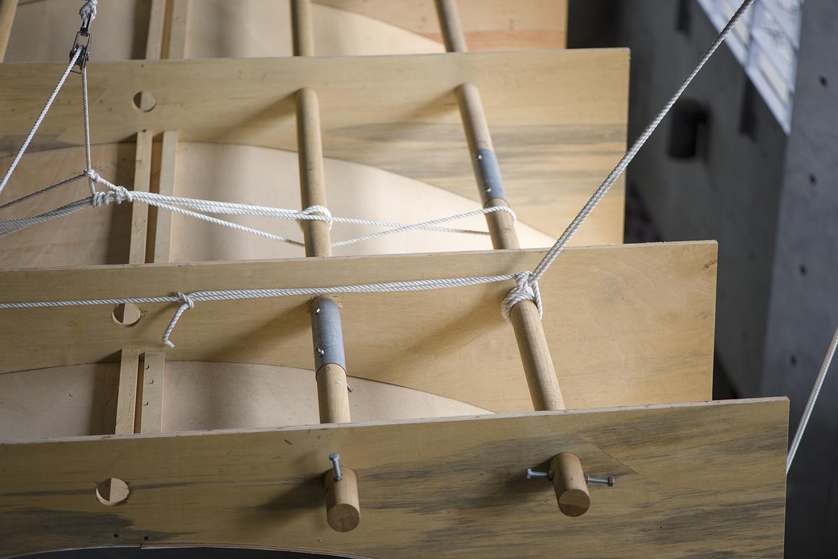 穹頂與幻象 : 揭示我們所背負的-21的封面圖