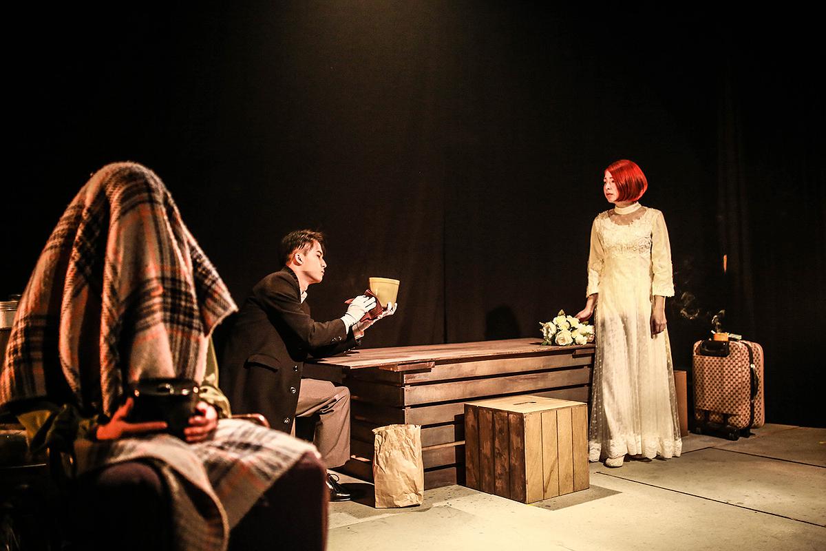 The Emotional Imagination of Color in Set Design-Take Lee Bonnes and Unschuld Set Design for Example's Cover