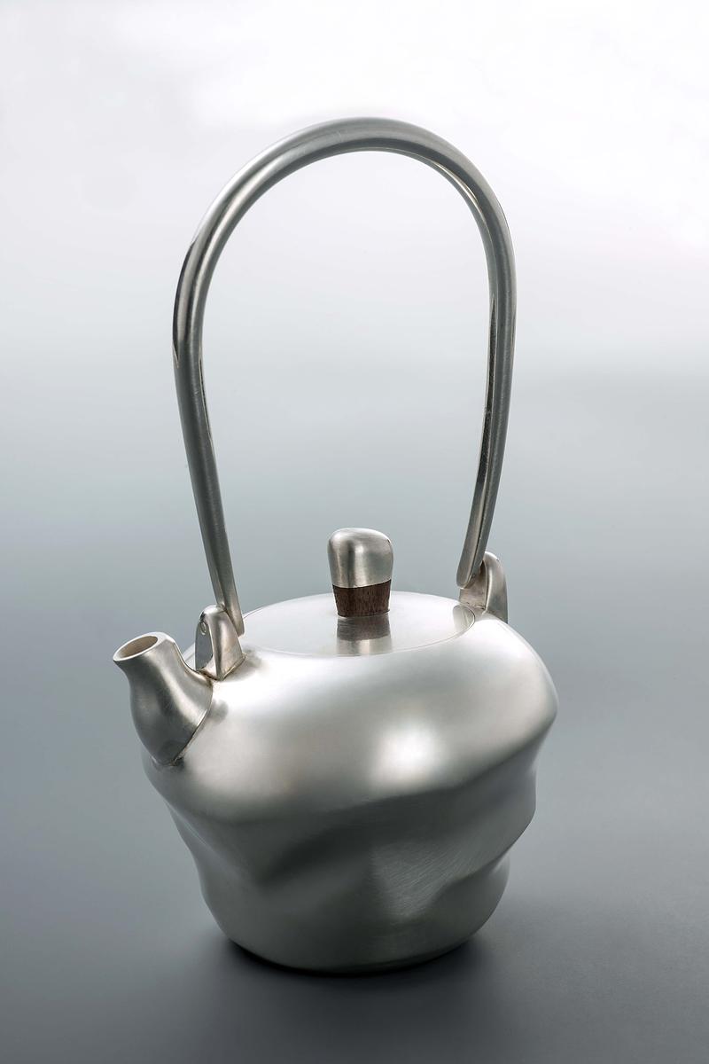 The Scenery on The Way:Self-Interpretations of Chueh Cheng Hui’s Vessel Creations's Cover