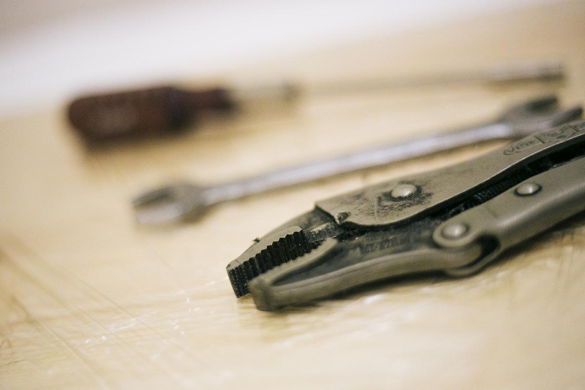 A Day in Factory-Exhibition photos-18's Cover