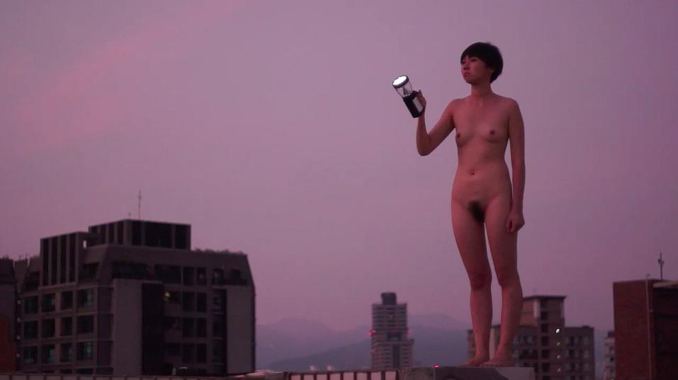 身體座標：當代生活中的身體想像--黃萱創作研究 圖13〈日出〉的封面圖