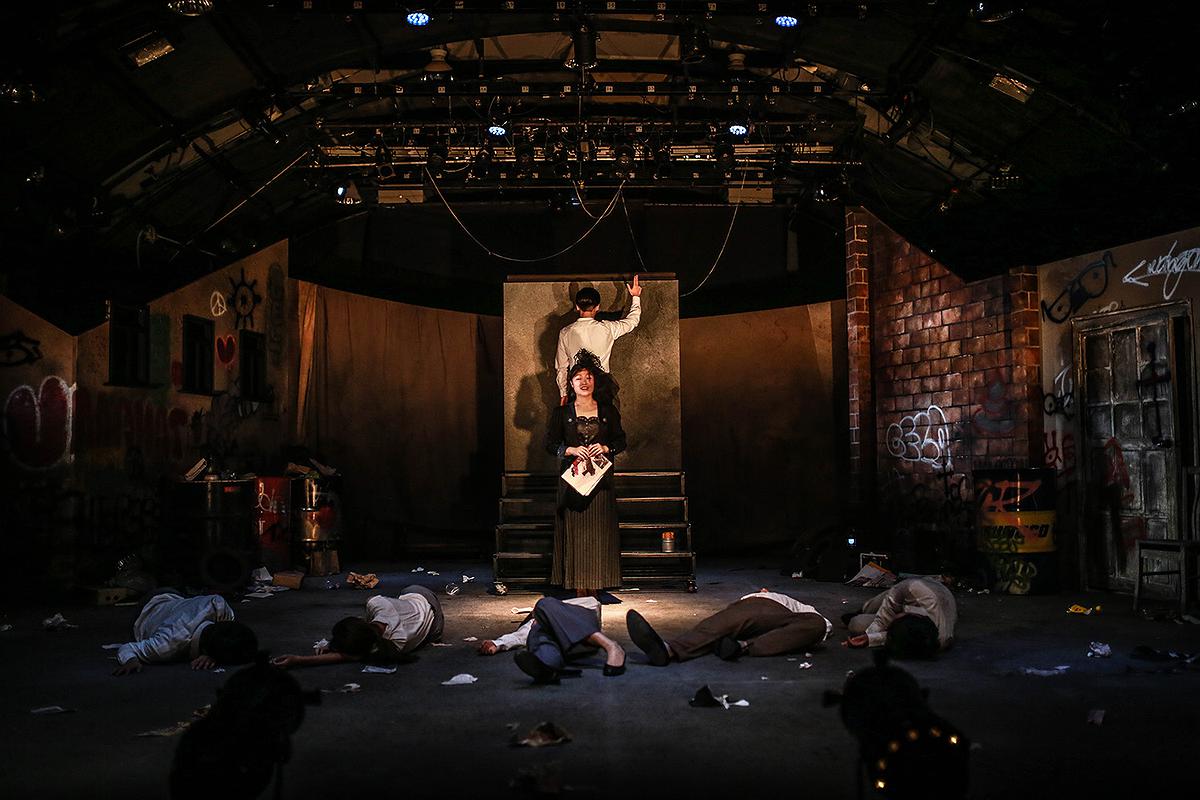 The Emotional Imagination of Color in Set Design-Take Lee Bonnes and Unschuld Set Design for Example's Cover