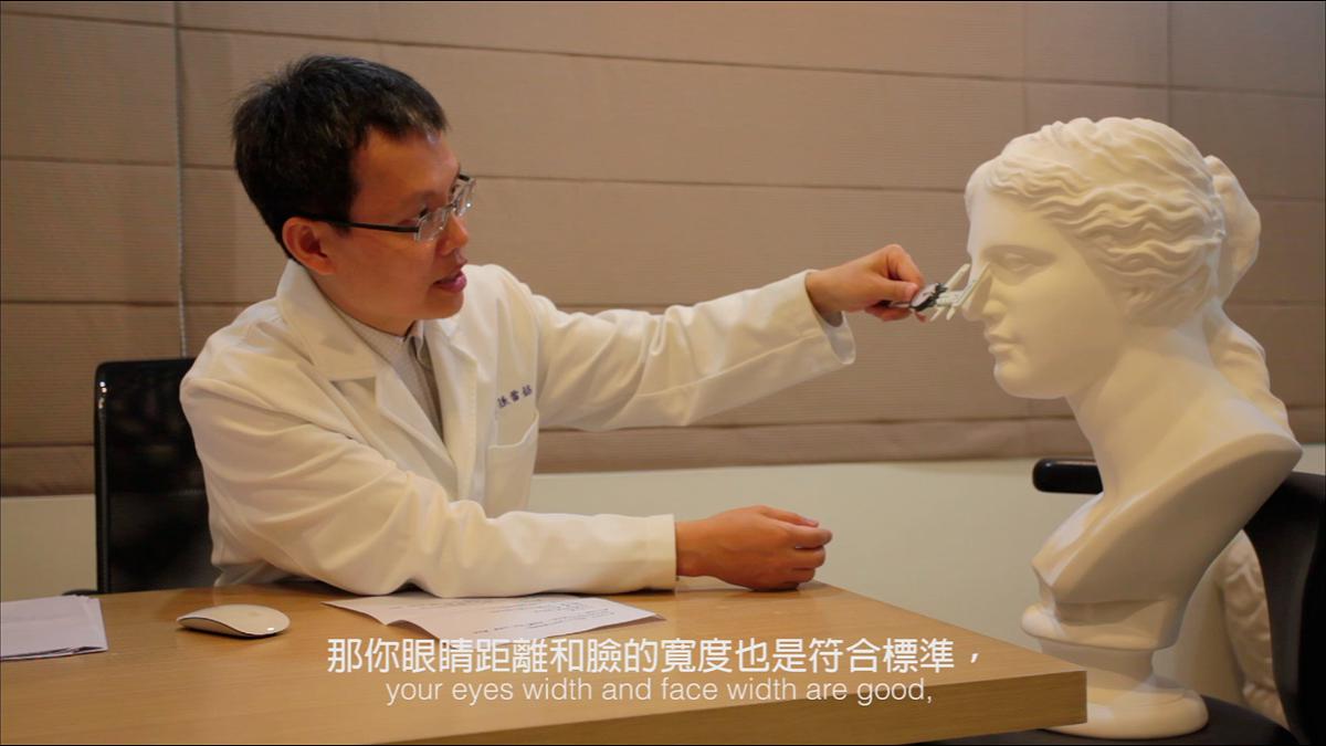 The Publicness Refracted From Whispering: The Works of Chang Yun-Han's Cover