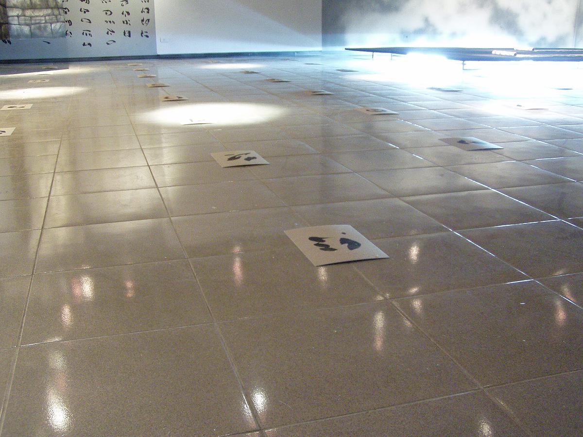 “Consciousness Ink-Wash”：Spanning; Propagation; Vagrant; A Fluid Vitra's Cover