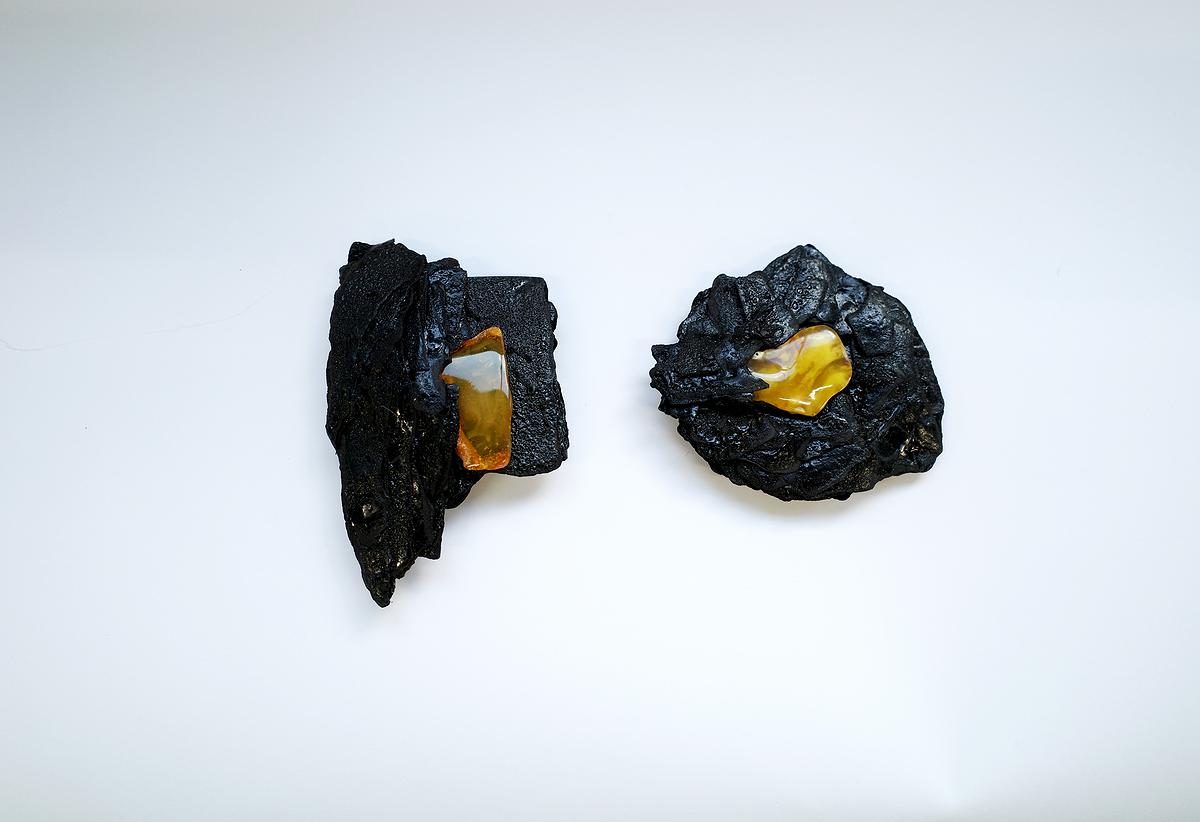 Amber Routes XI, XII的封面圖