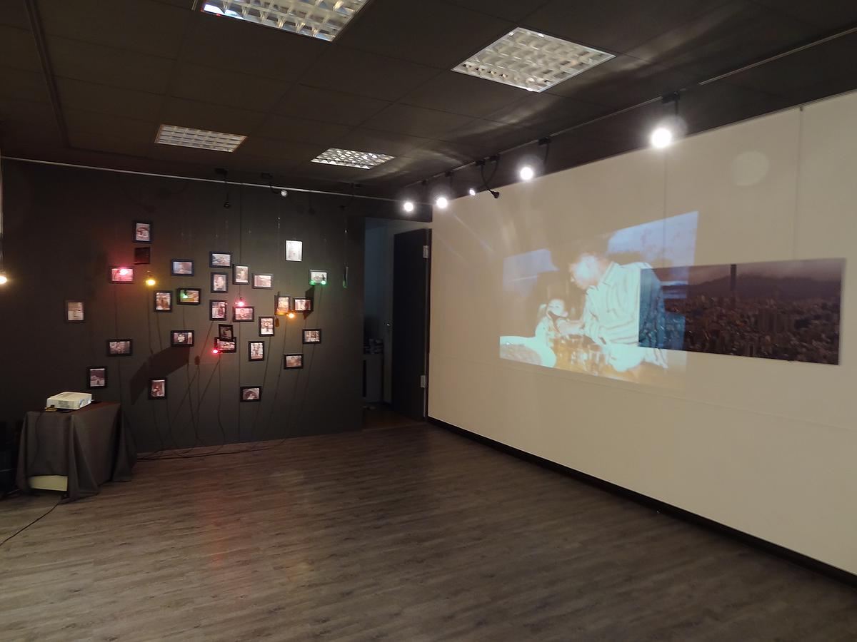 Scenery fade away-12's Cover