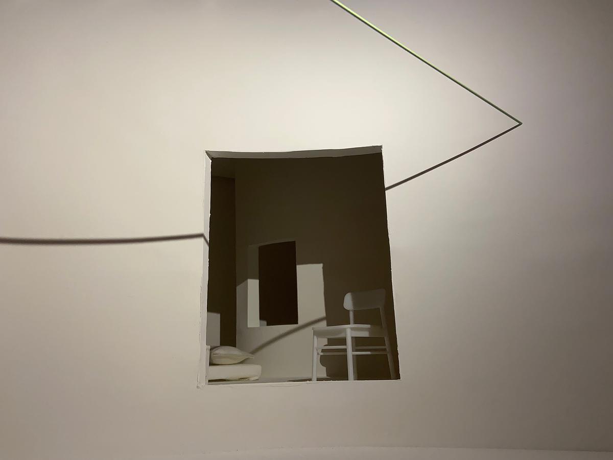 Just What Is It That Makes Today's Houses So Different, So Appealing?-5's Cover