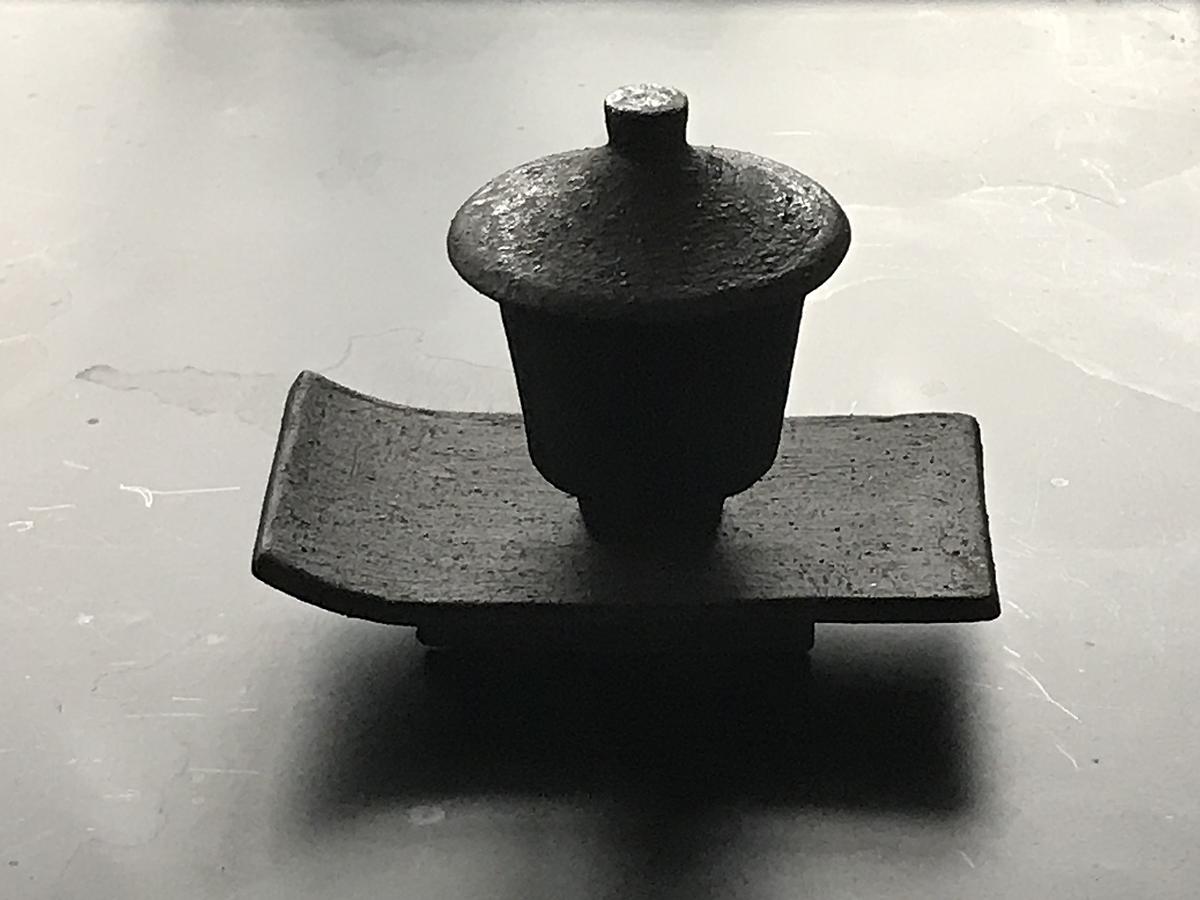 島嶼的力量-茶杯組實體的封面圖