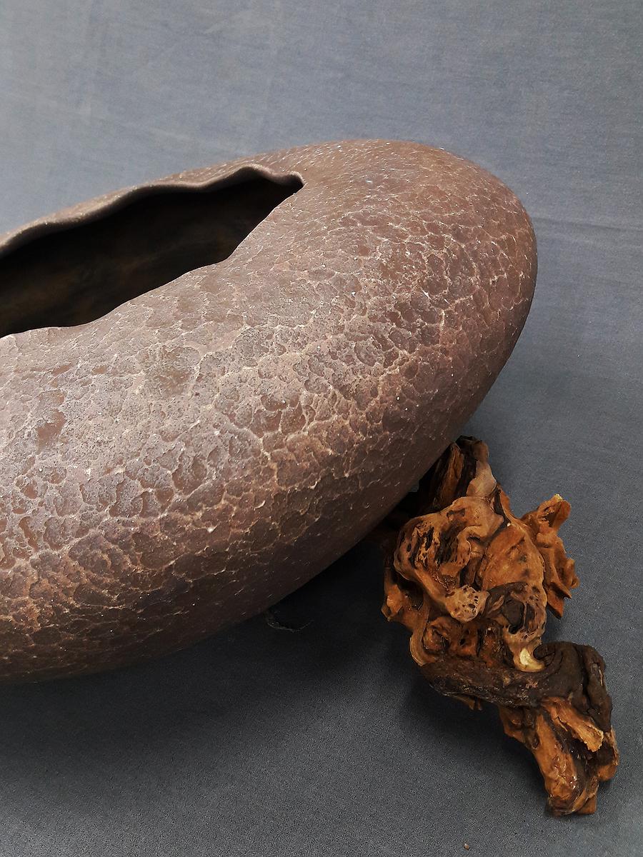 滾動與反轉之間  連炳龍創作論述-作品 (10-1)的封面圖