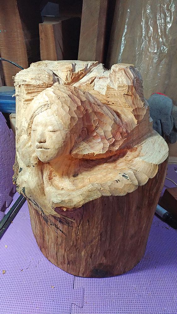 思暮月亮-雕刻過程04的封面圖