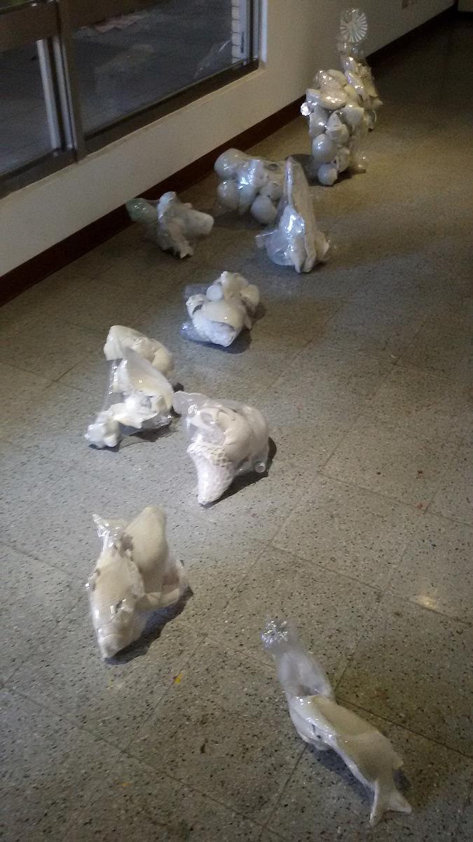 The Unresolvable Vessel：Self-interpretation of Min-Cheng Tsai's Ceramic Art's Cover
