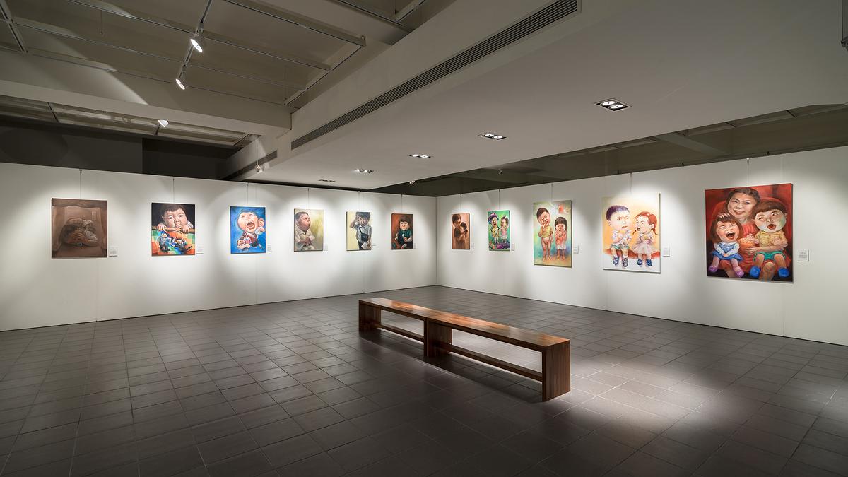 A Study of Creation of Mother and Children's Image's Cover