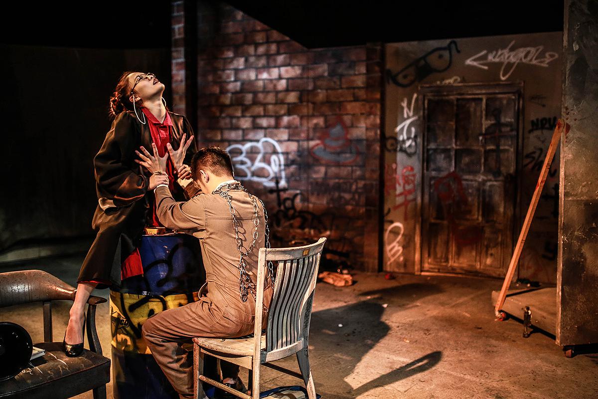 The Emotional Imagination of Color in Set Design-Take Lee Bonnes and Unschuld Set Design for Example's Cover