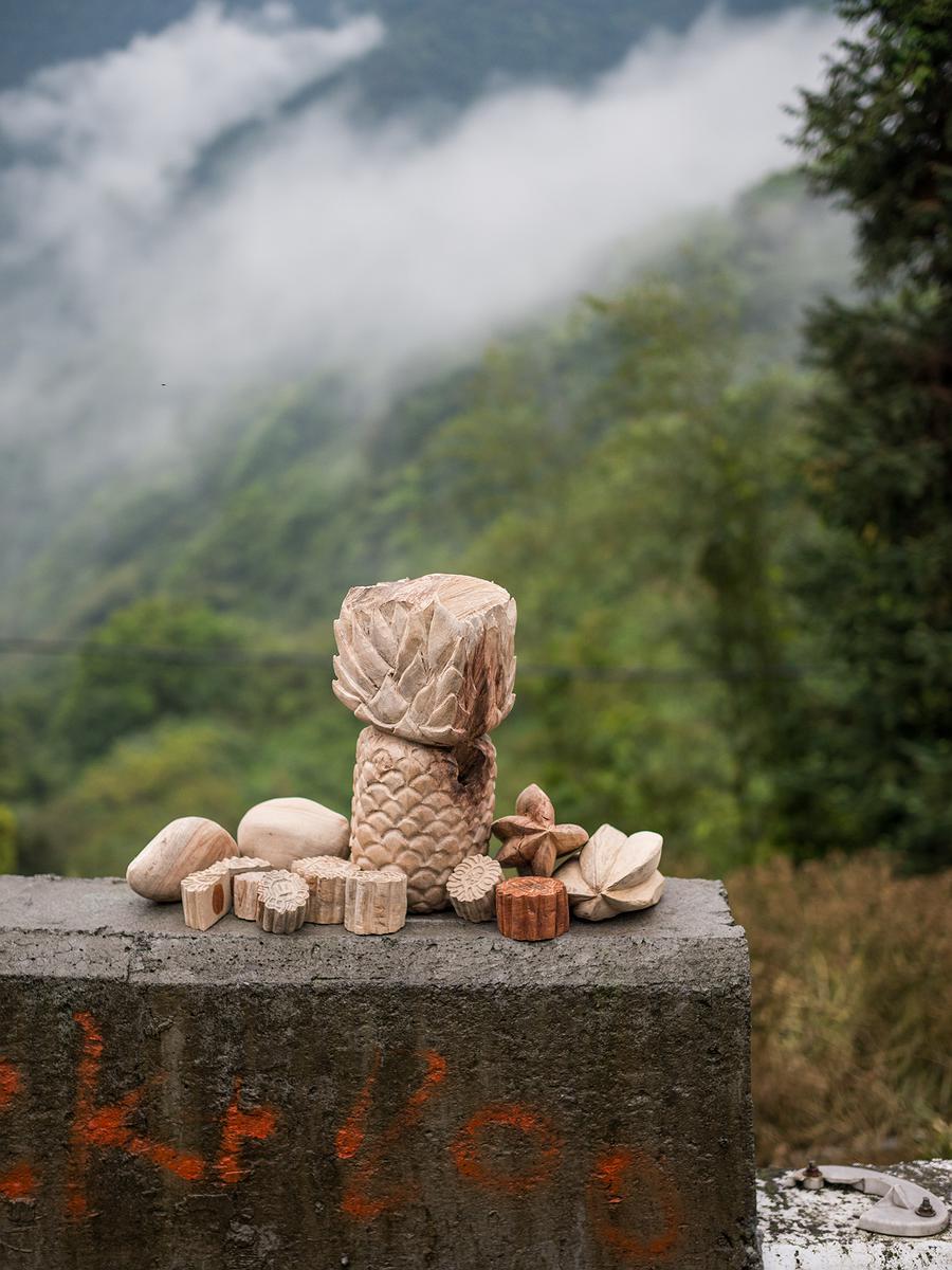 From the Mountains to the Sea: Walking Across Taiwan's Cover