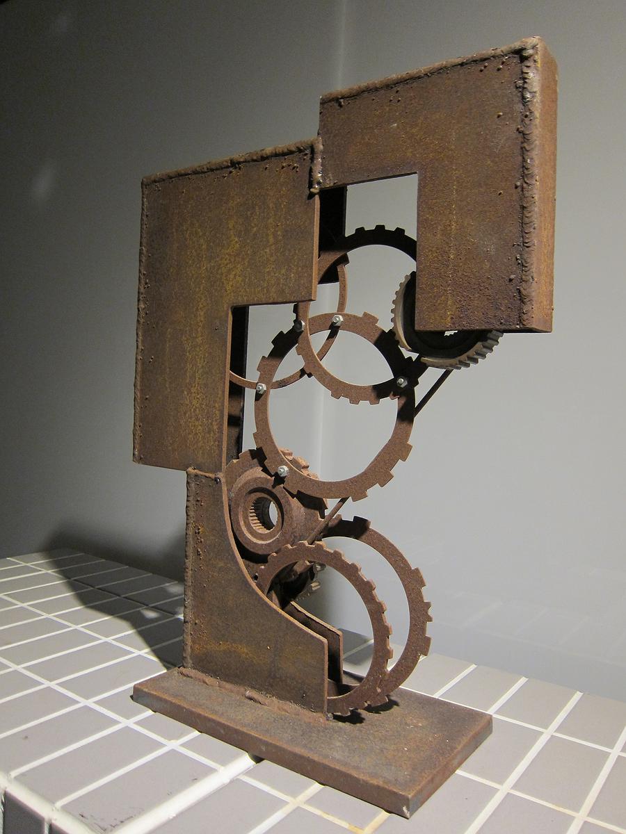 A lostness feeling of sculpture in the era of technonology─Discourse on self creation by Sheng-Chiang Chou's Cover