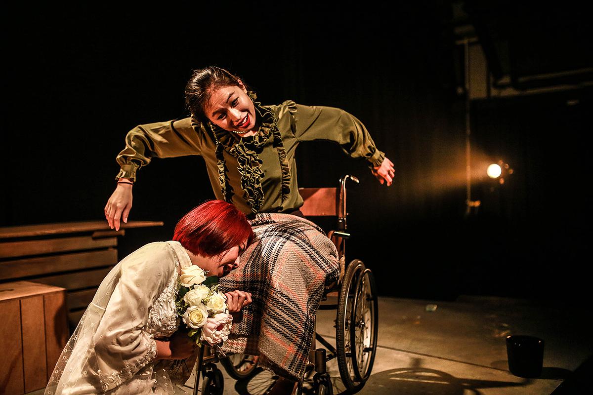 The Emotional Imagination of Color in Set Design-Take Lee Bonnes and Unschuld Set Design for Example's Cover