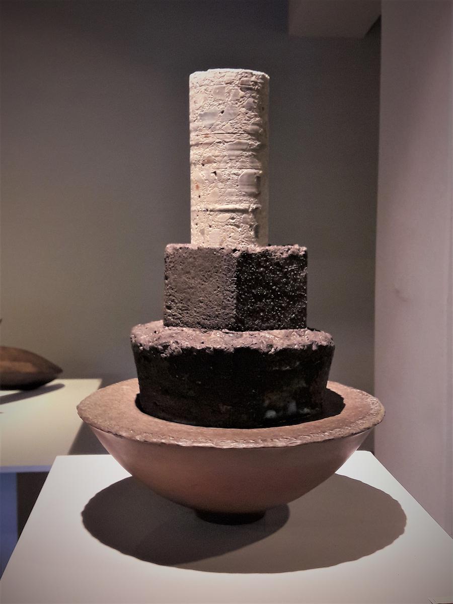 滾動與反轉之間  連炳龍創作論述-作品 (12)的封面圖