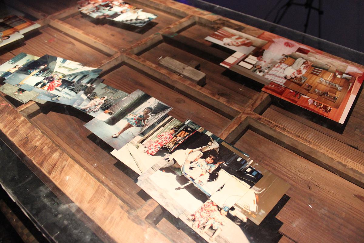 2010舊地重遊，照片拼貼+物件裝置(作品展呈局部2)的封面圖