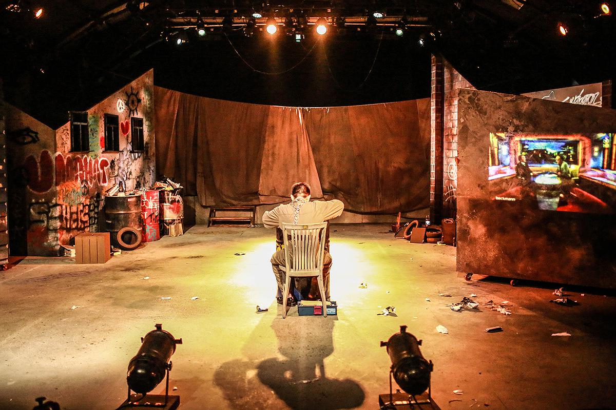 The Emotional Imagination of Color in Set Design-Take Lee Bonnes and Unschuld Set Design for Example's Cover