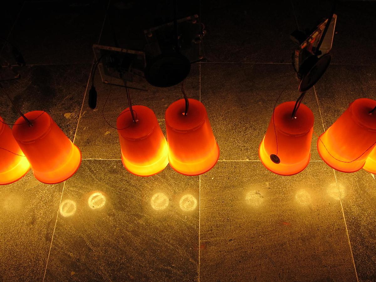 “Fortune Telling Show－The Machine” : The Summoning Aesthetic of Relational Theater's Cover