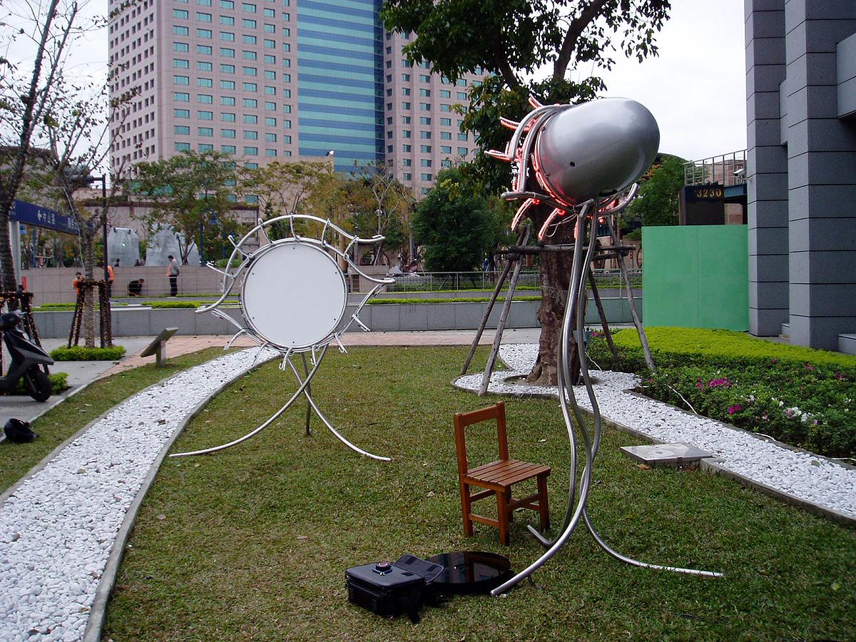 複動與幻象-16的封面圖