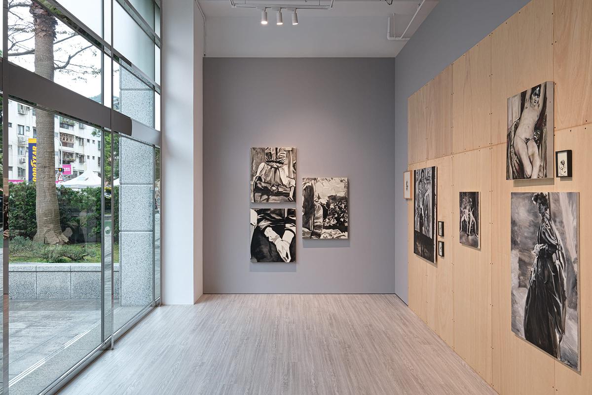 Illusion of all kind of love :The Modernity that come to our contemporary life's Cover