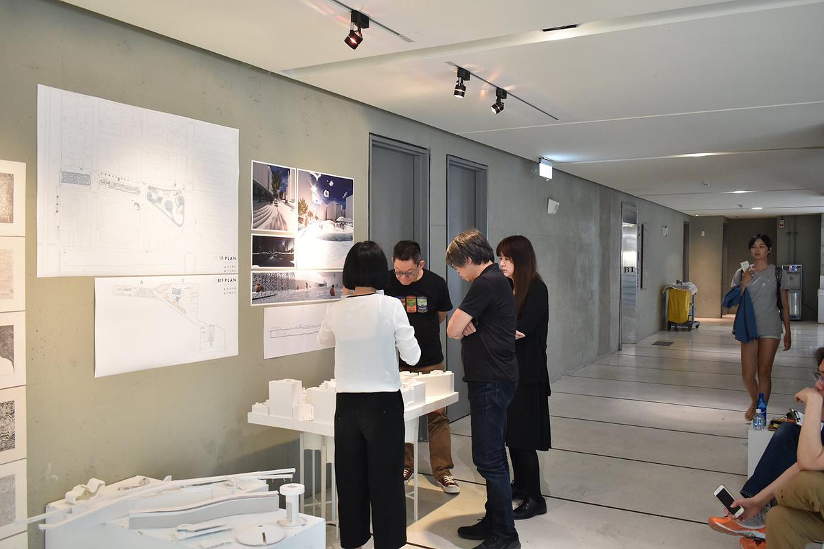 第五次評圖-6.評圖現場的封面圖