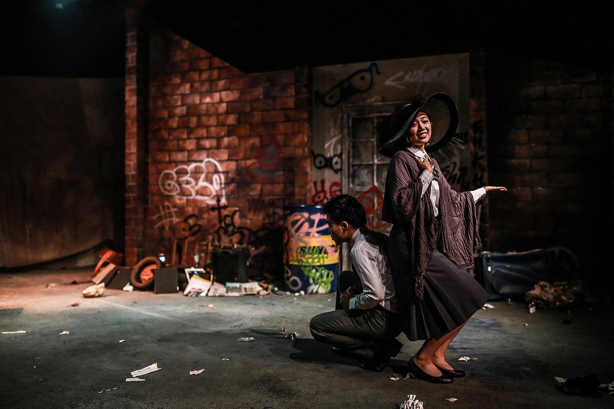 The Emotional Imagination of Color in Set Design-Take Lee Bonnes and Unschuld Set Design for Example's Cover
