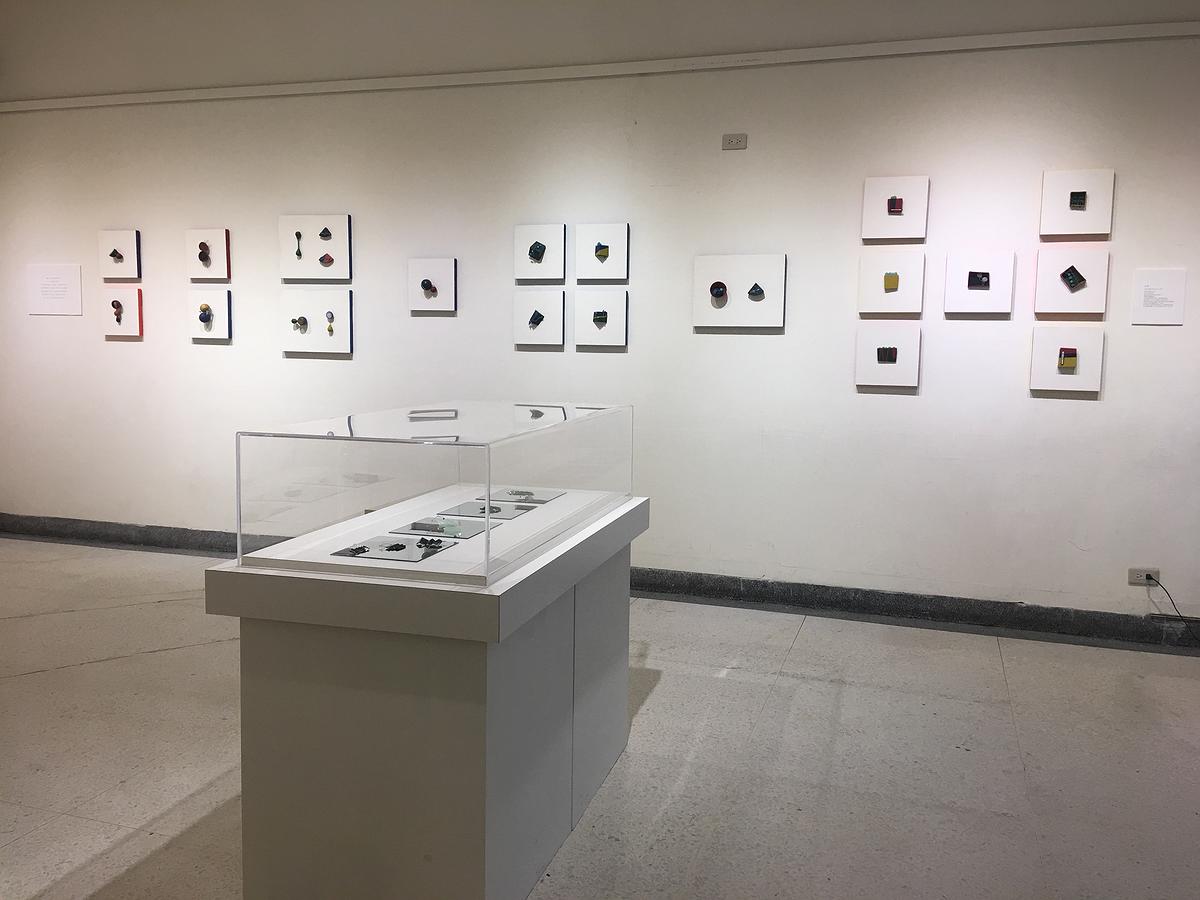 玉料之外-廖偉忖當代首飾創作論述-展場01的封面圖